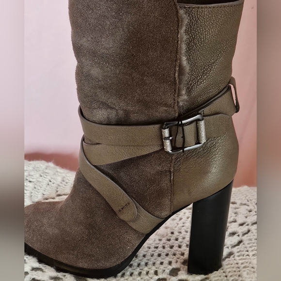 New ! Calvin Klein Taupe Leather and Fur Booties, size 7.5. - Picture 8 of 16